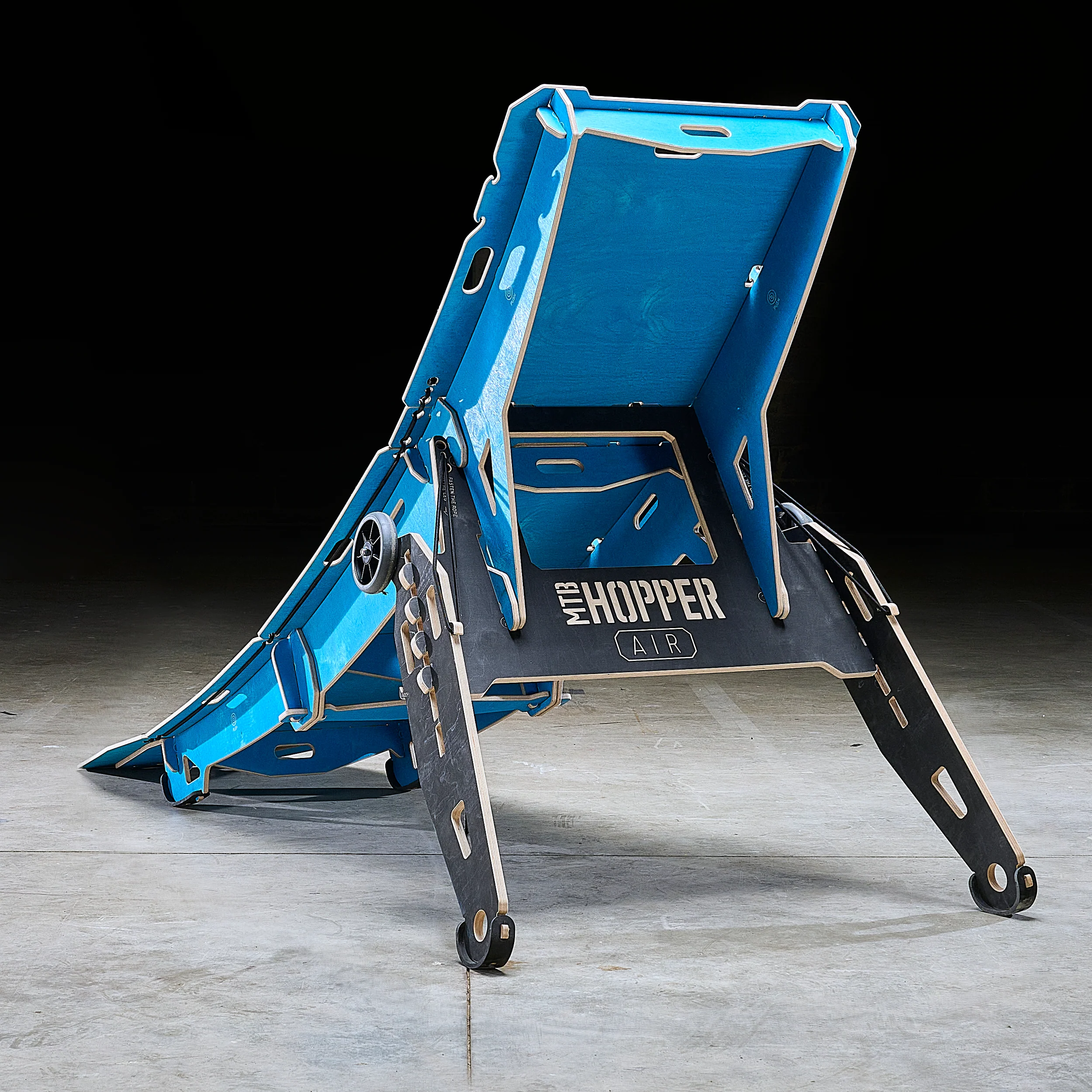 AIR - Image 4